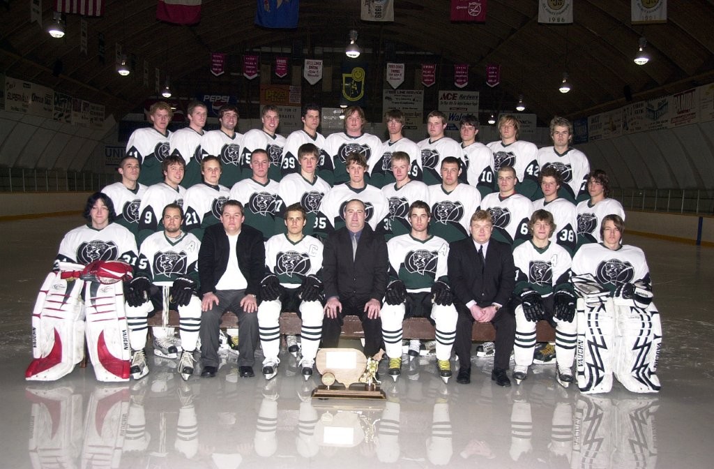 2008 Team photo.JPG