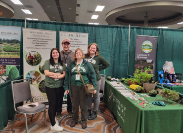 Horticulture Students Attend Convention