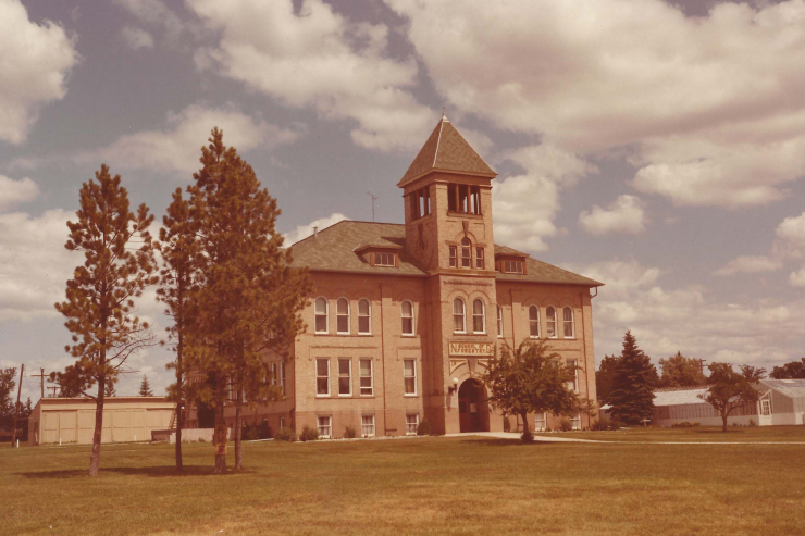 old main scanned 02.jpg