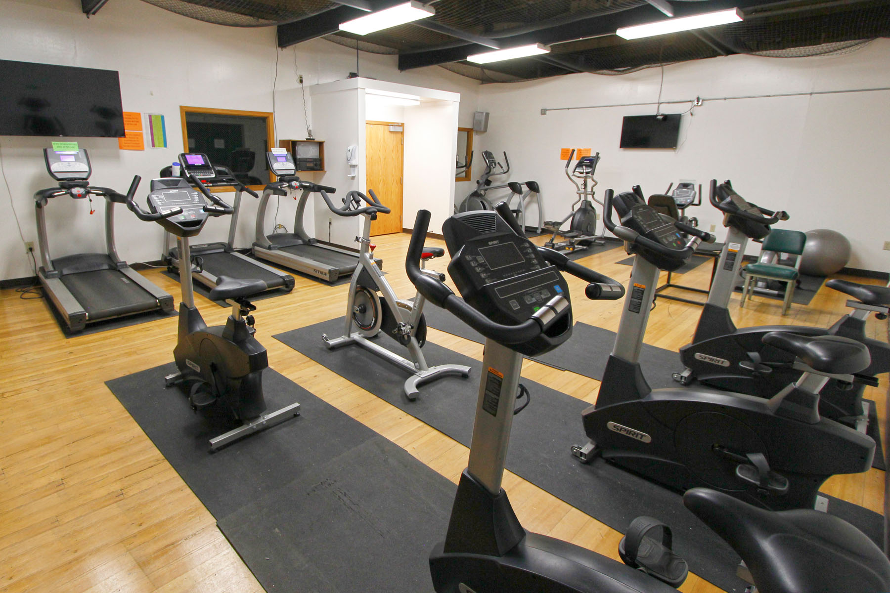 Cardio room