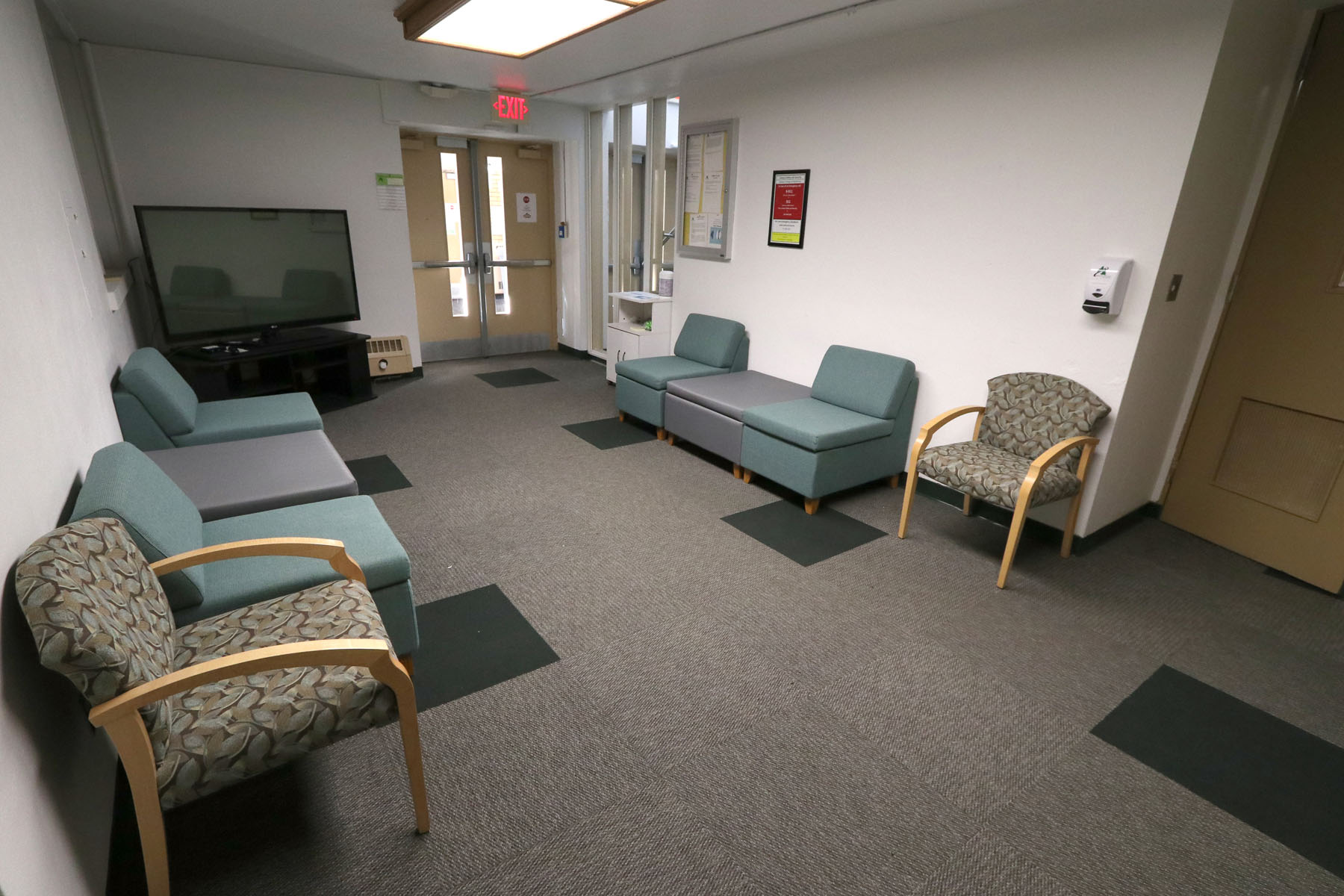 Commons Gross Hall
